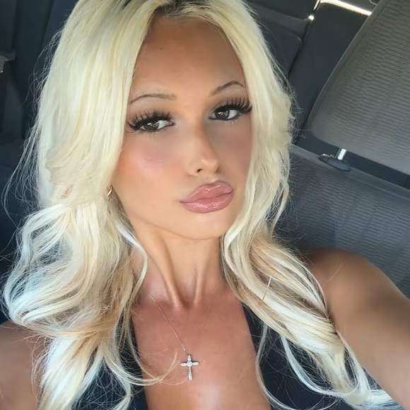 elliemayurn